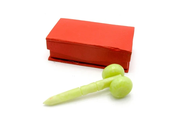 Фото 1 - Jade massager (10.5x3.5x3 cm)