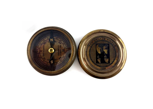 Фото 1 - Compass Beatles bronze (5.9x1.8 cm)