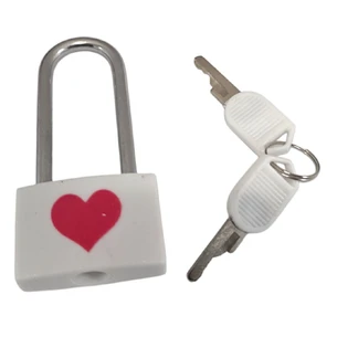 Castle for lovers white Heart (7x3.3x1.1 cm).