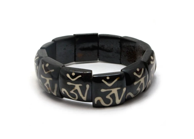 Фото 1 - Bone OM bracelet (d-7.5 cm)