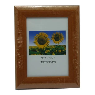 Photo frame tree (23.5x18.5x1.5 cm)