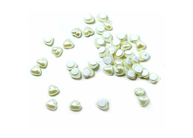 Фото 1 - Mother-of-pearl self-adhesive hearts (set of 80 pcs) (d-0.8 cm)