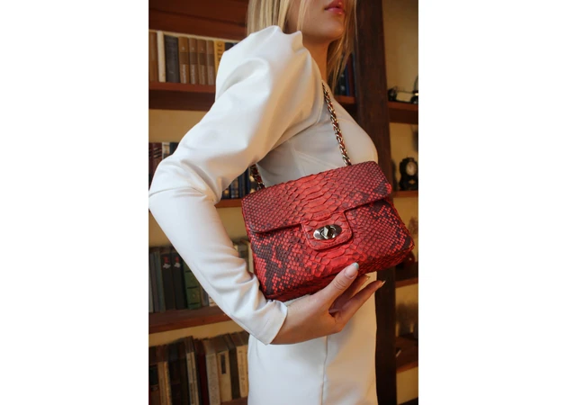 Фото 1 - Orange python skin handbag (20x14x8 cm)
