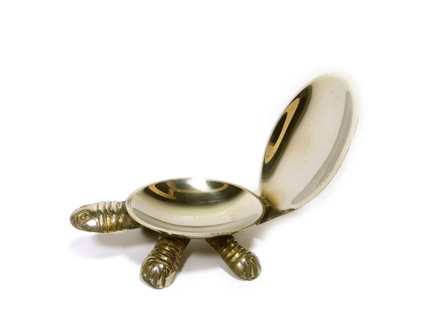 Фото 1 - Bronze ashtray Turtle (13x7x3.5 cm)
