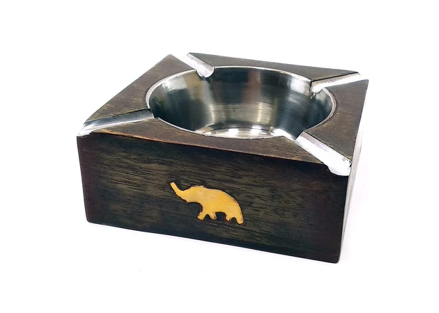 Фото 1 - Square wooden ashtray Elephant (10x10x4 cm)
