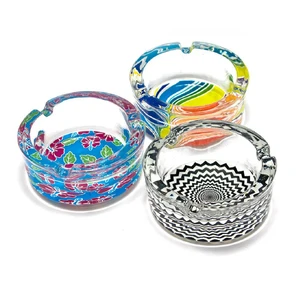 Glass ashtray (d-9, h-3.5 cm)
