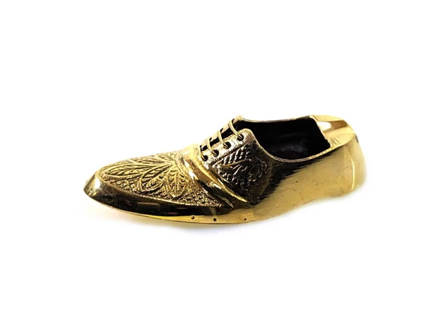 Фото 1 - Bronze shoe ashtray (8x3x2 cm)