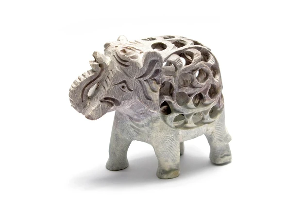 Фото 1 - Carved soapstone elephant (10.5x12.x6 cm)