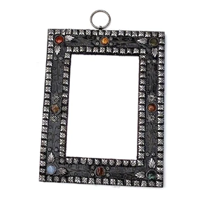 Mirror with stones (8*6)