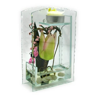 Flower in glass (16.5x10.5x5 cm)