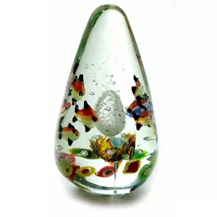 The composition Sea glows in the dark (12x7x7 cm)