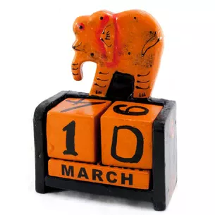 Eternal calendar Elephant black wood (15x10x5 cm)