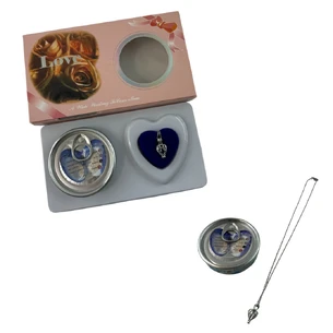 Desired pearl with a pendant (18x10x3.5 cm)