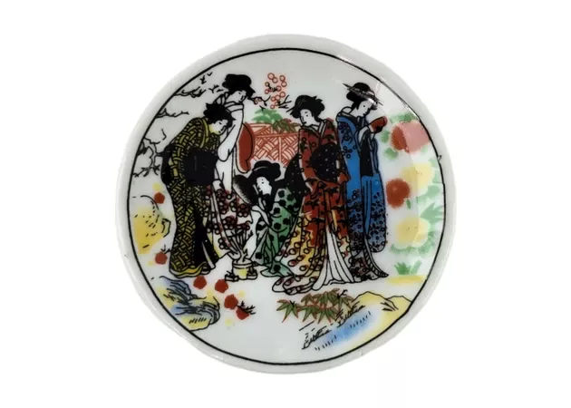 Фото 1 - Refrigerator magnet Scene from the Imperial Palace (5.5 cm)