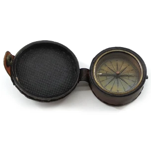 Compass in leather bronze Dollond London (d-6 cm, h-2.5 cm)