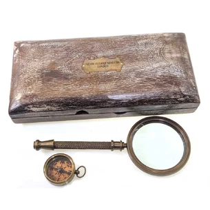 Magnifying glass with a compass in a wooden case (23.5x11x4 cm) Magnifying glass (d-8cm, h-20cm.) Compass (d-3.8cm)