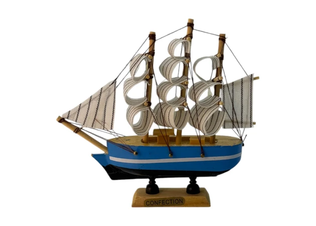 Фото 1 - Model of a sailboat on a stand Sea dream (14x12.5x3.3 cm)