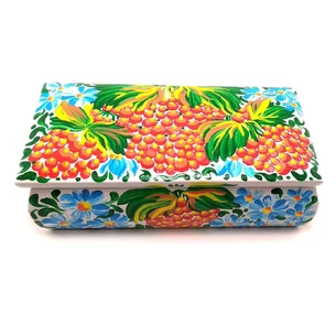 Box Viburnum white solid wood painted by hand (21x11x7 cm)