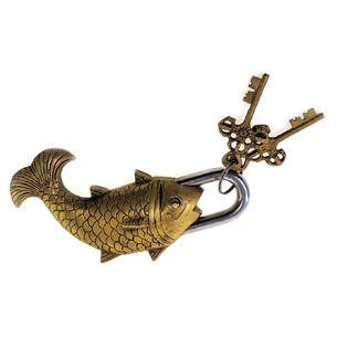 Tibetan bronze lock Fish (18x9x3 cm) (480 g)