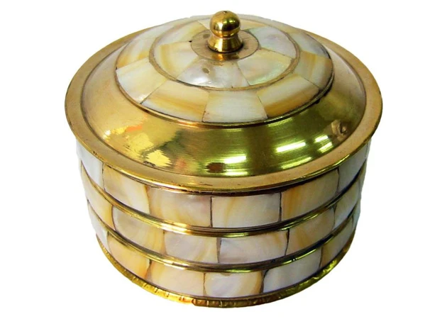 Фото 1 - Bronze casket with mother-of-pearl (d-7, h-7 cm)