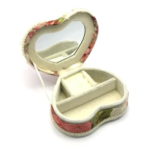 Box for decorated with a mirror Heart (13x10.5x6 cm)