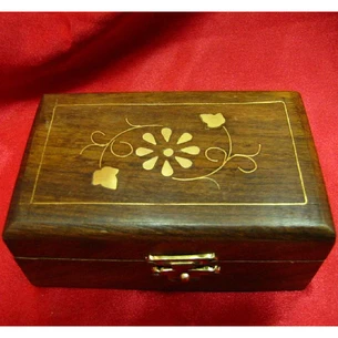 Шкатулка розовое дерево (10х6,3х4,5 см) (4 х 2.5)