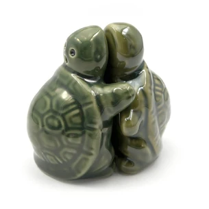 Salt and pepper shaker Turtles (7x7x5 cm)