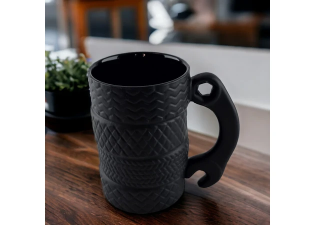 Фото 1 - Ceramic cup Tires with a wrench (12.5x12x8 cm)
