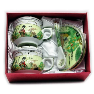 Porcelain service (190 ml) (2GBC-A77SP) 2 cups + 2 saucers + 2 spoons Girl on a salad background (H-6cm., D-7cm.)