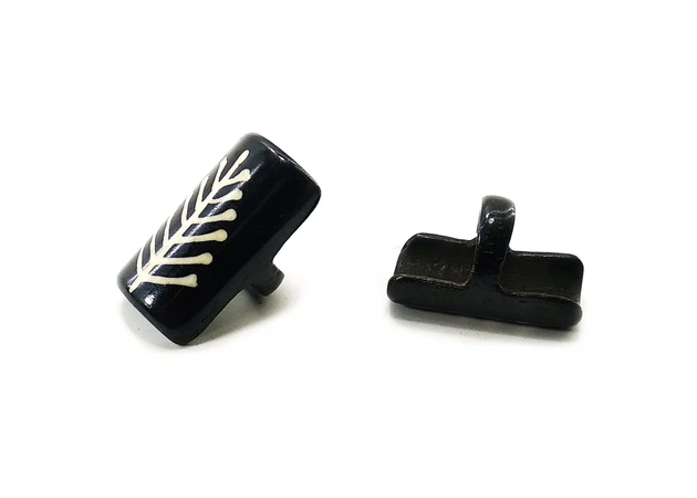 Фото 1 - Bone ring (4.5x2.5x2.5 cm)