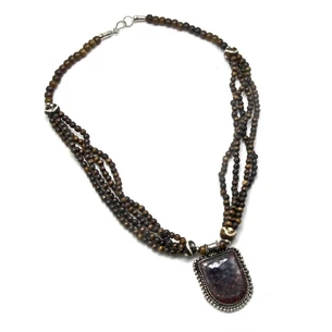 Necklace with pendant A
