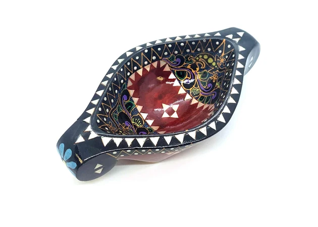 Фото 1 - Brother Rook made of solid wood inlaid with mother-of-pearl (16.5x10x3.5 cm)G