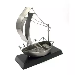 Techno-art Sailboat (20.5x20x8.5 cm)