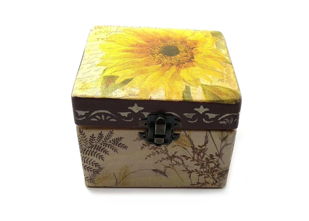 Фото 1 - Box Sunflower (11x11x9 cm) solid wood