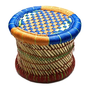 Wicker stool (31x31x24 cm)