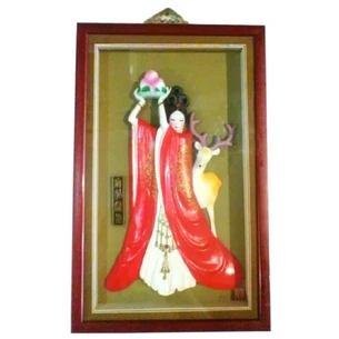 Painting Doll (34 x 21.5 x 3.5 cm.)