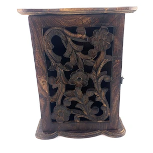 Key holder carved mango wood (29.5x22.5x9)