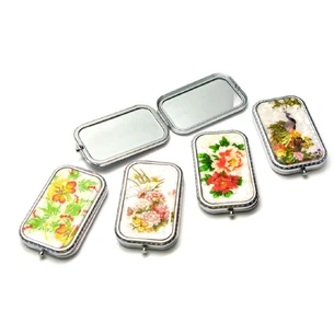 Дзеркальце косметичний Квіти (10х6х1,5 см)