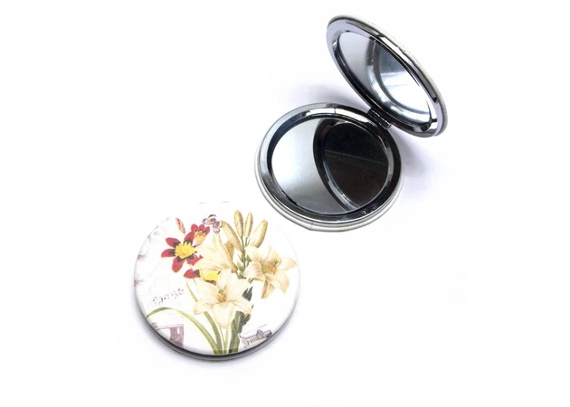 Фото 6 - Romantic-Art round cosmetic mirror (d-6.5 cm)