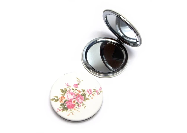 Фото 1 - Romantic-Art round cosmetic mirror (d-6.5 cm)