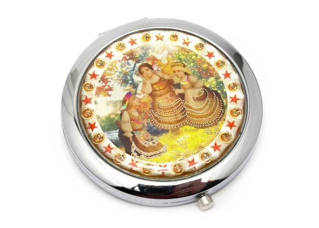 Фото 3 - Cosmetic mirror Russian beauty (d-7 cm)