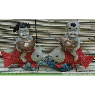 Fish with children (11x12x5 cm)