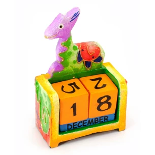 Perpetual calendar Giraffe tree (10x7x4 cm)