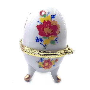 Шкатулка яйцо Цветы (7,5х5х5см) J