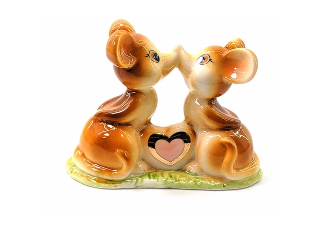 Фото 1 - Porcelain mice in love (9x7x4 cm)
