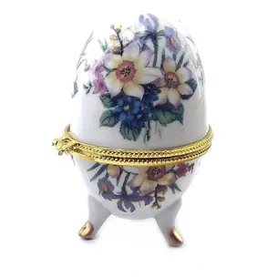 Шкатулка яйцо Цветы (10х6х6 см) J