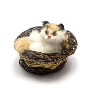 A cat in a basket (meows) (12x10x9 cm)