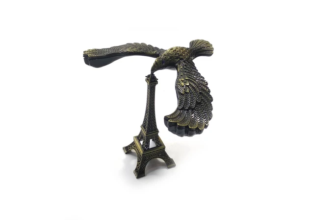 Фото 1 - Eagle balancing on the Eiffel Tower (11x13x8 cm)