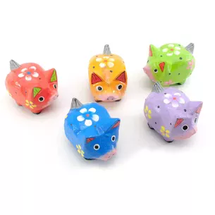 Painted wooden pigs set of 5 pcs (1 pc-7x5, 5x4 cm)