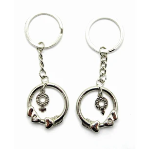 Keychains for lovers (D) Rings with hearts